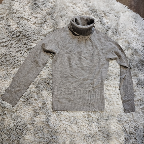 Knit Turtleneck - Picture 2 of 6